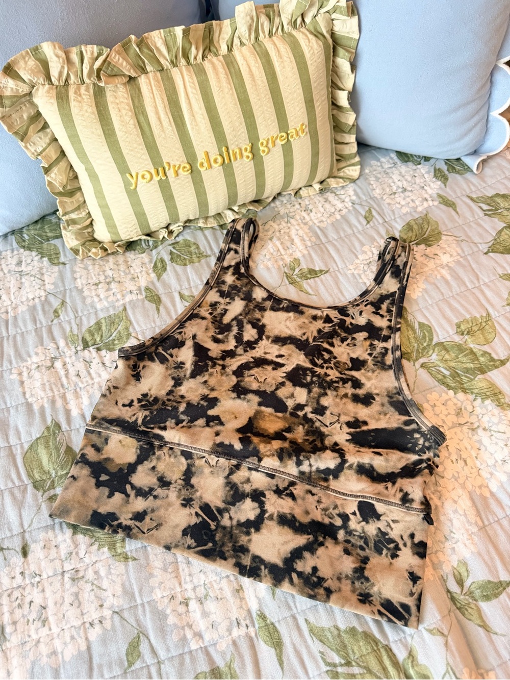 lululemon athletica Tie-Dye Cropped Tank Top - Black & Beige